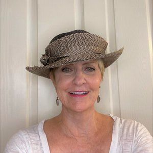 Hat Handmade Diane Harty OS